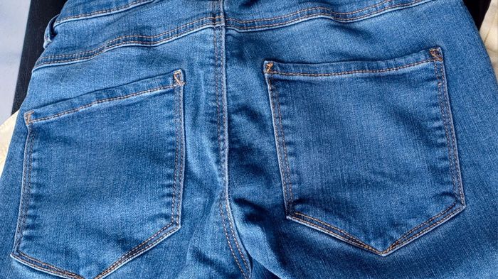 Lot de 2 jeans taille 36 – Très bon état - photo numéro 4