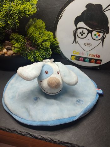 doudou chien bleu blanc sucre d'orge crème spirale marron Beige Demi Lune DD3791