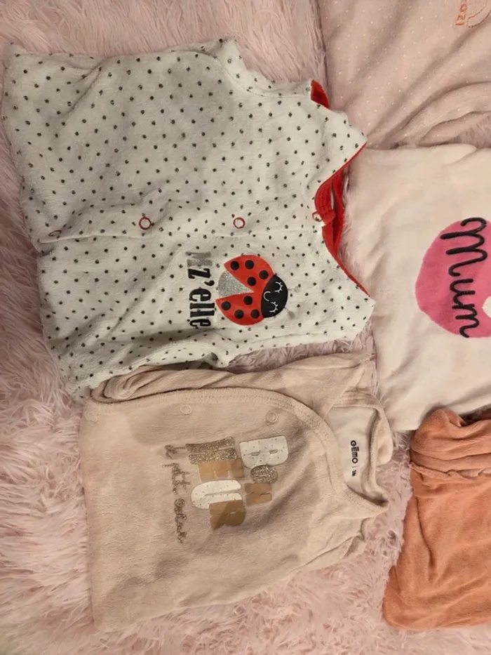 Lot pyjama - photo numéro 5
