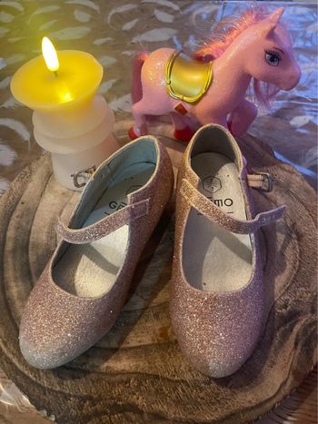 Ballerine à talons rose pailletée