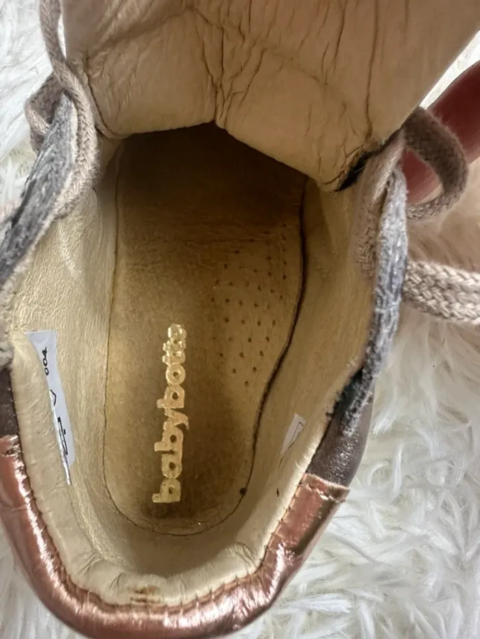 Paire de chaussures Babybotte taille 23 coloris taupe - photo numéro 6