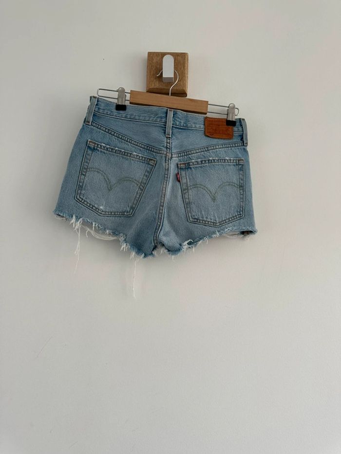 Short Levis - photo numéro 3
