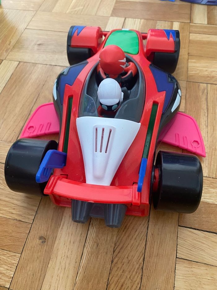 Quartier général + voiture de course flashcar Pyjamasques - photo numéro 5