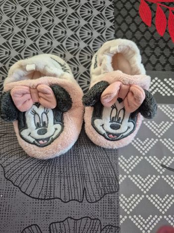Chausson minnie 0/3 mois