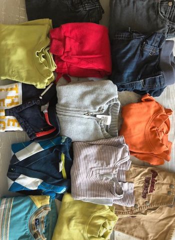 Lot vêtements 9 mois