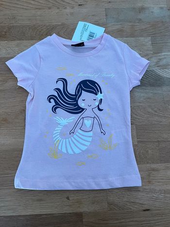Tee shirt