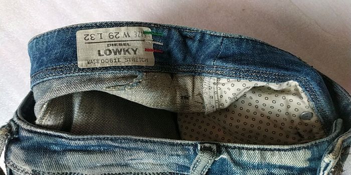 Jeans Diesel W29/L 32 - photo numéro 3