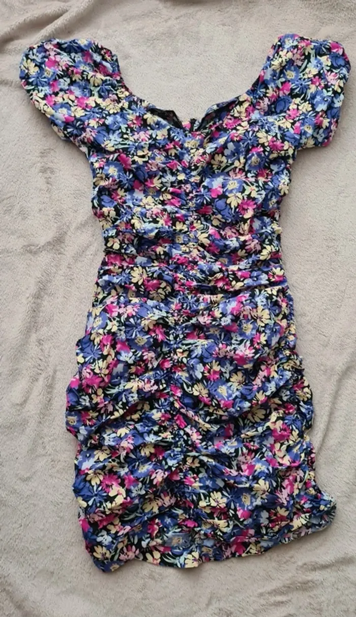 Robe d'été fleurie - photo numéro 2