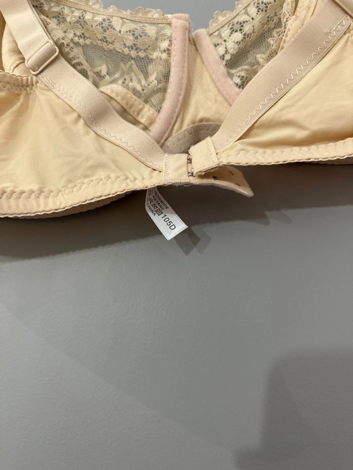 Soutien gorge shein taille 105D - photo numéro 3