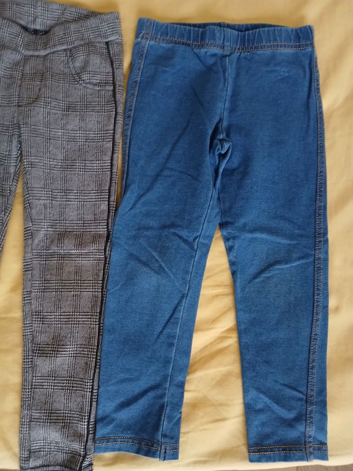 Lot de leggings pour fille taille 4ans - photo numéro 3