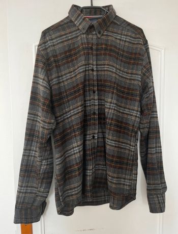 Chemise à carreaux