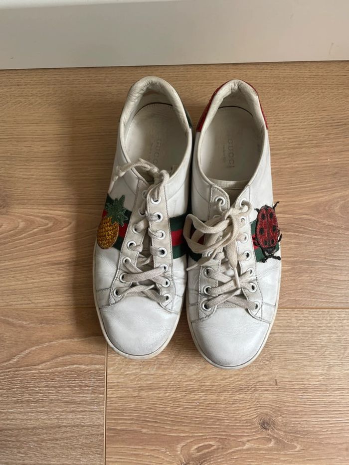Baskets Gucci blanches à motifs coccinelle et ananas - photo numéro 2