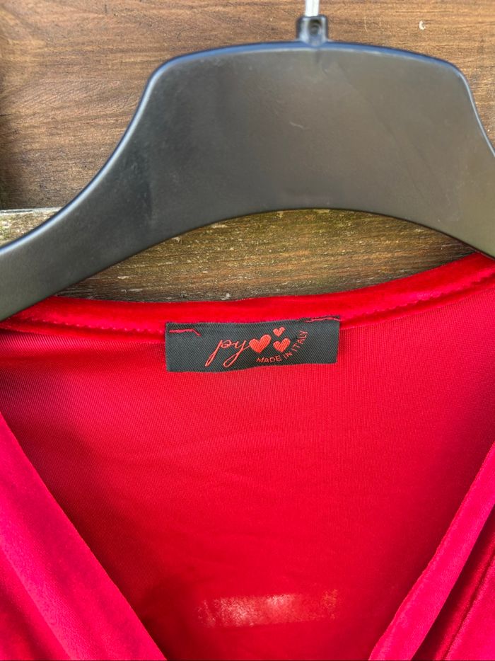 Robe en velours rouge - photo numéro 3