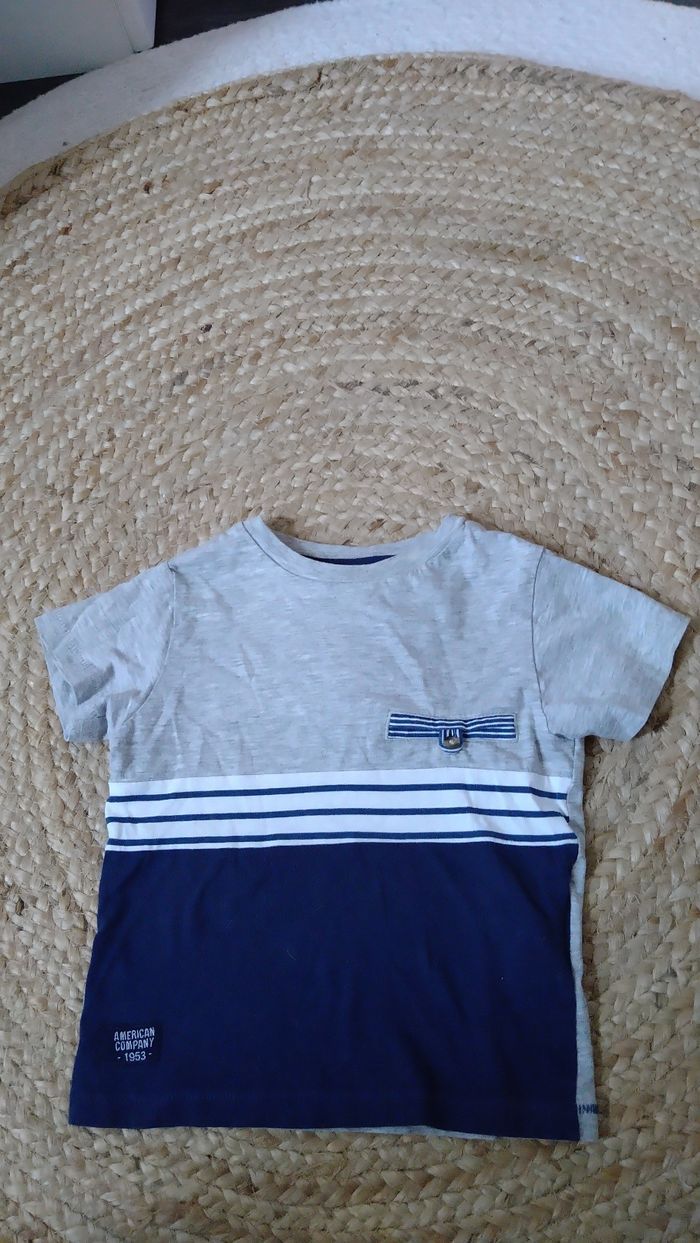 Tee shirt - photo numéro 1