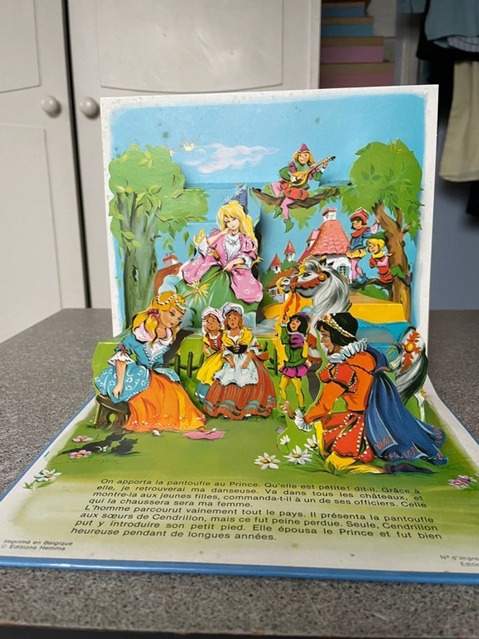 Lot de trois livres Pop Up - photo numéro 9
