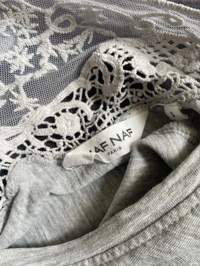 Tee-shirt gris avec dos dentelle Naf Naf Taille S - photo numéro 3