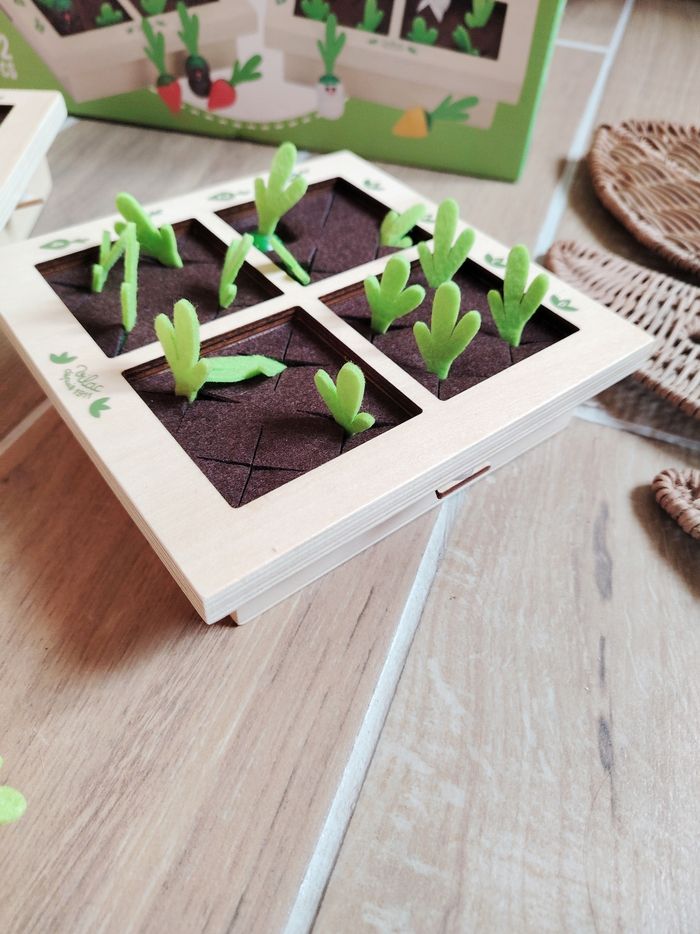 🥕Jeu de Mémorisation la bataille du potager en bois marque Vilac - photo numéro 2