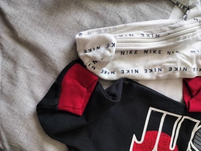 Tenues Nike Jordan 6 mois - photo numéro 3