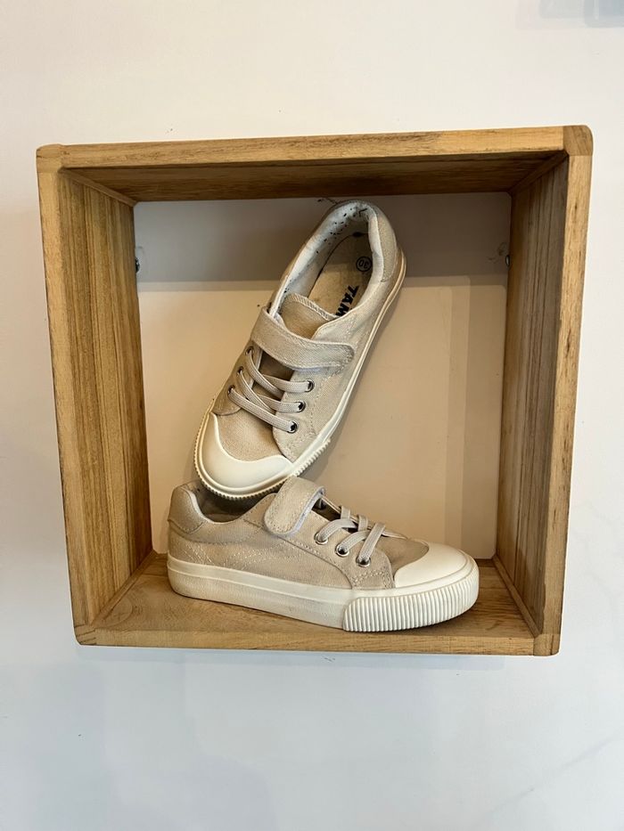 Baskets en toile beige taille 30 tams tbe - photo numéro 2