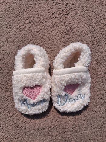 Chaussons bébé coeur
