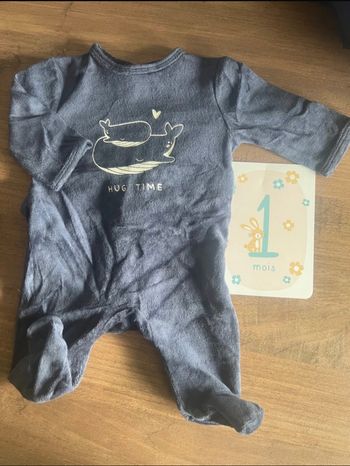 Pyjama velours  1 mois