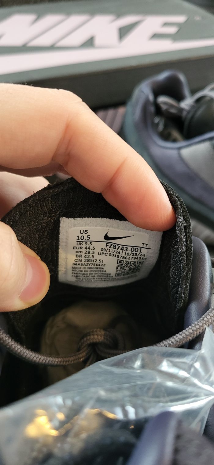 Nike Air Max 95 Sp, À ma maniére 'Black Violet Ore' - Taille 44,5 - photo numéro 5