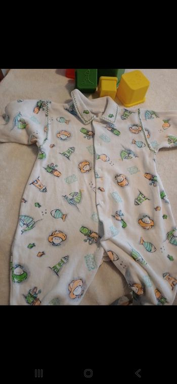 Pyjama bébé taille 3 mois