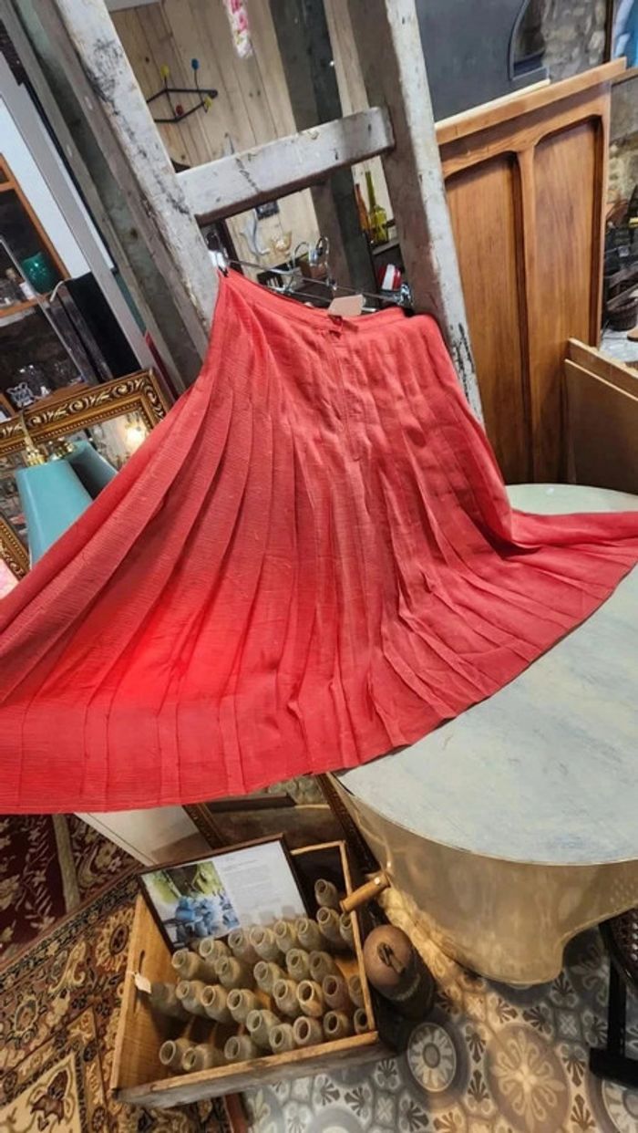 Superbe jupe plissée vintage fluide et satinée - photo numéro 5