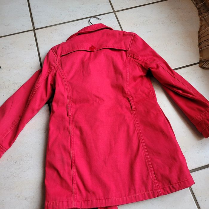 Trench rouge 8 ans - photo numéro 4