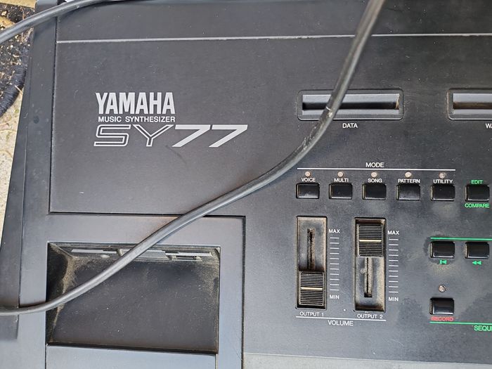 Synthétiseur - photo numéro 3