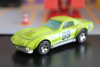 Hot wheels Chevrolet Corvette 69