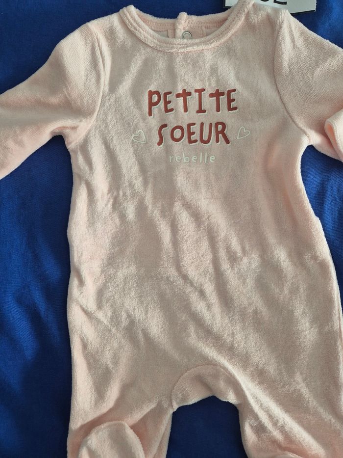 Pyjama fille neuf - photo numéro 4