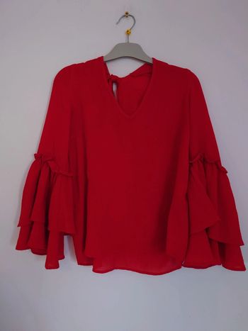 Jolie blouse à manches évasées t38 - dressing trié par tailles