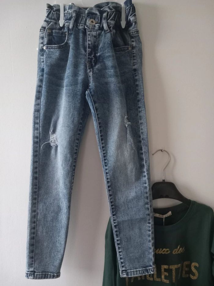 Lot Jean tee shirt 6 ans