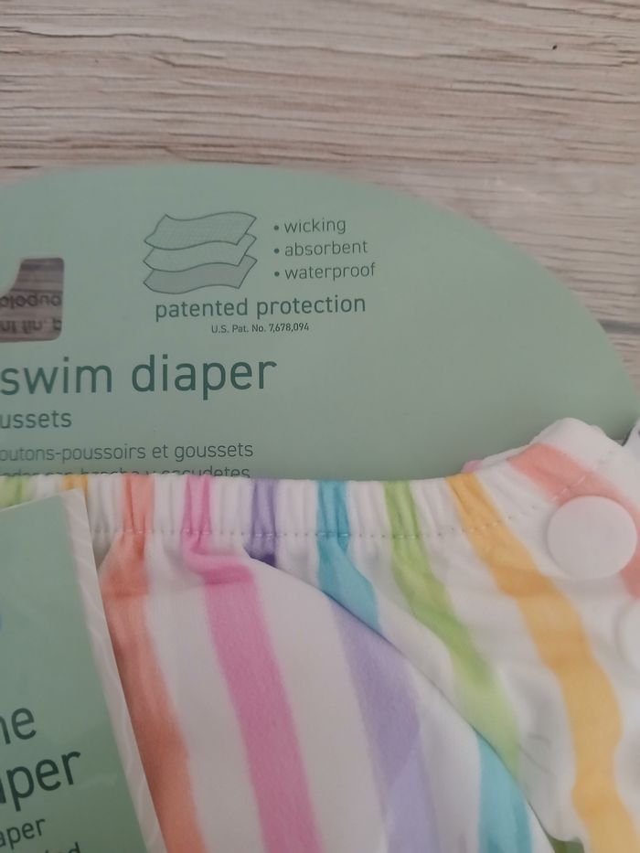 Couche de piscine lavable neuve 18/24 mois - photo numéro 3