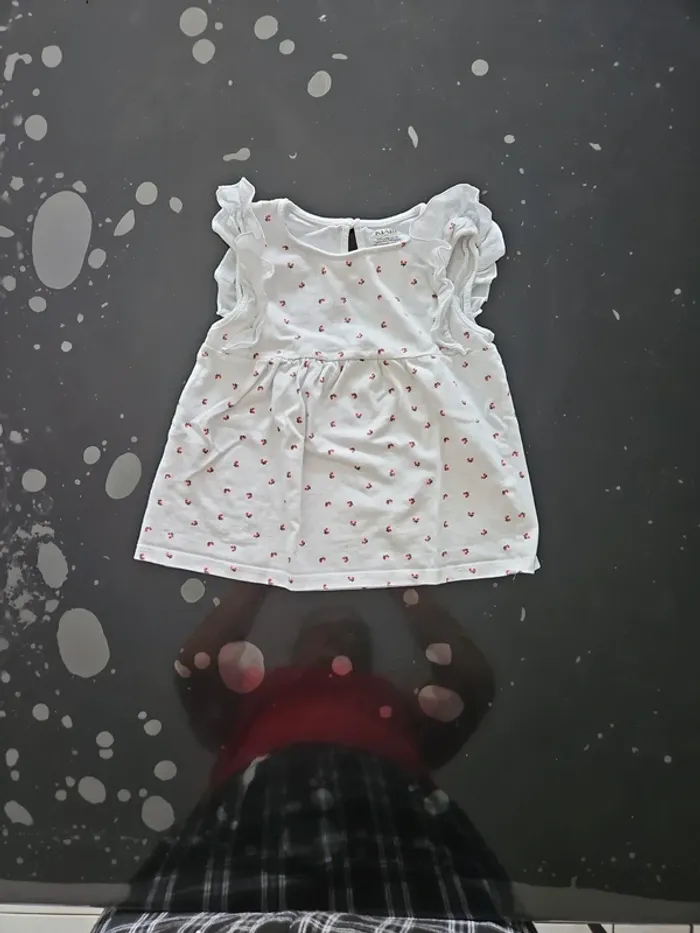 Lot 5 Debardeurs (24/36 mois) - photo numéro 2