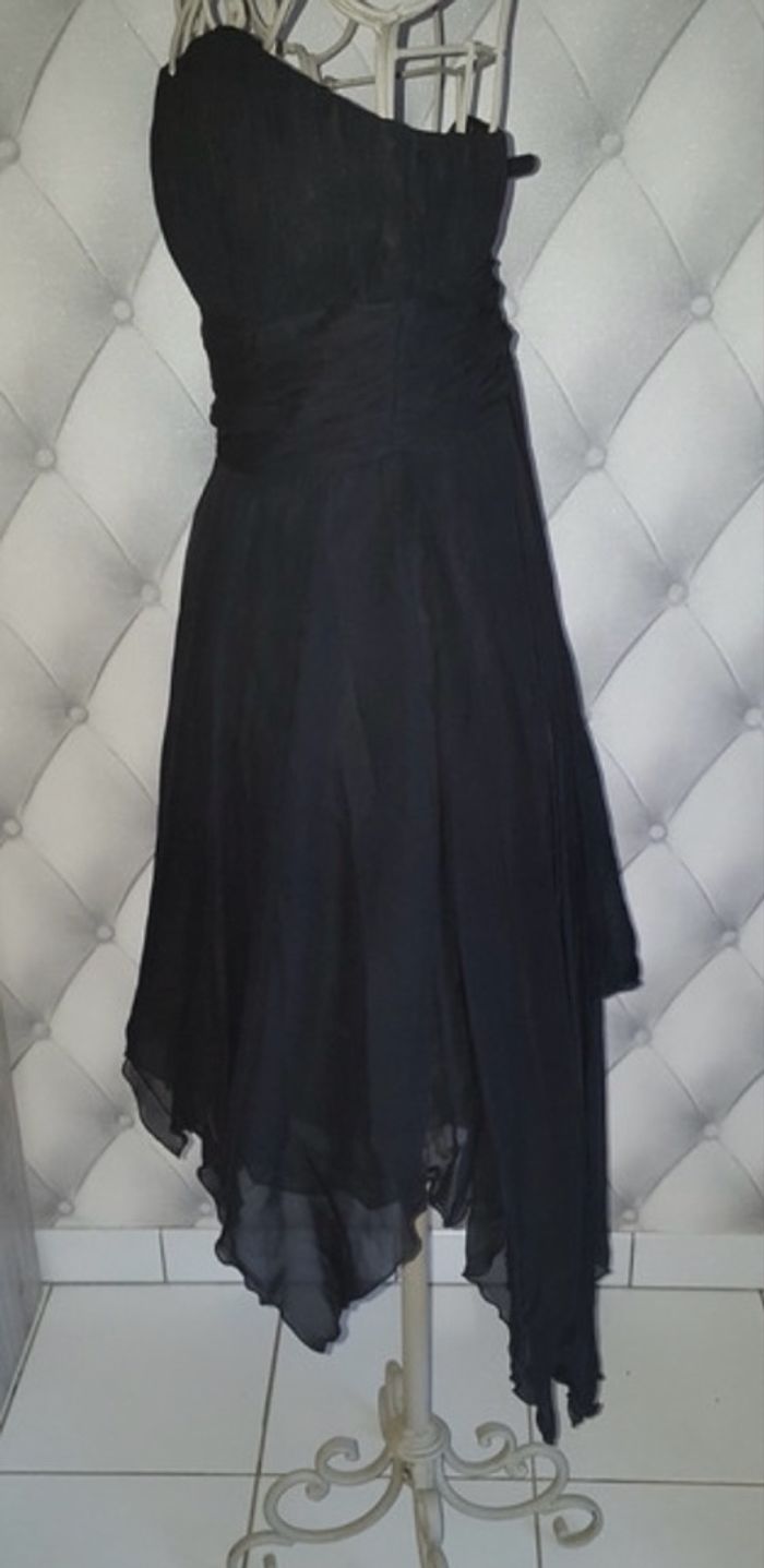 Robe noire