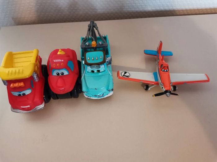 Lot de jouets cars - photo numéro 3