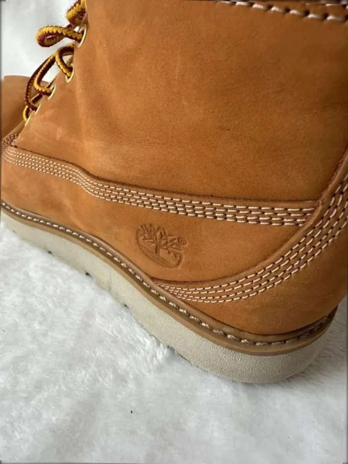 Bottes Timberland Originales - Confort et Robustesse, Taille 40 - photo numéro 4