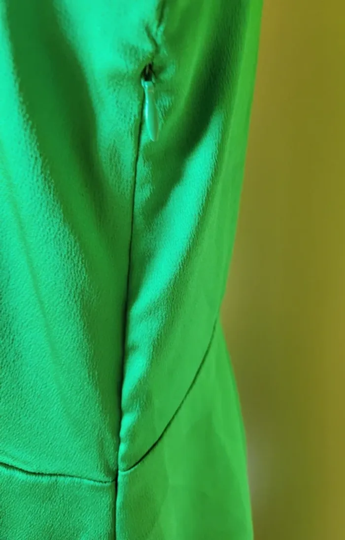 Magnifique robe verte Mango - photo numéro 5