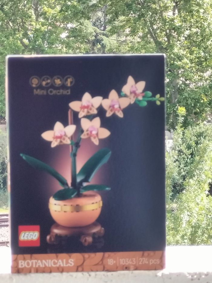Lego orchidée miniature