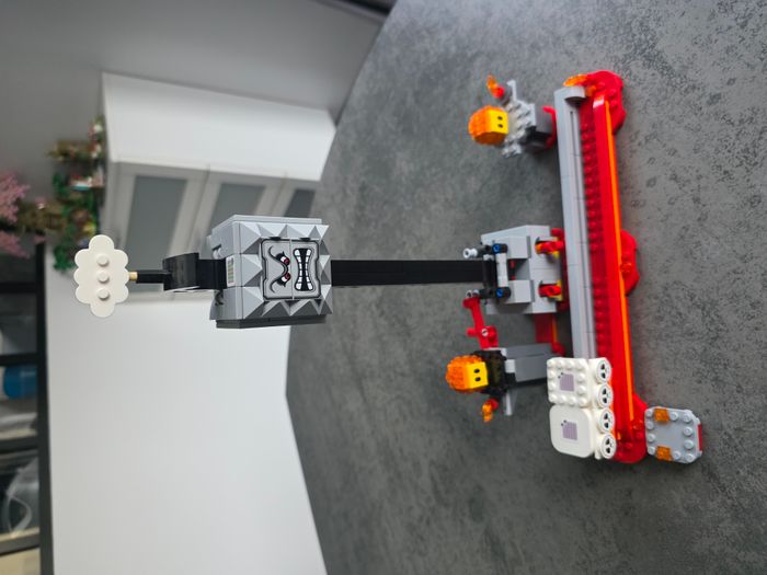 LEGO Super Mario 71376 La Chute De Thwomp – Complet