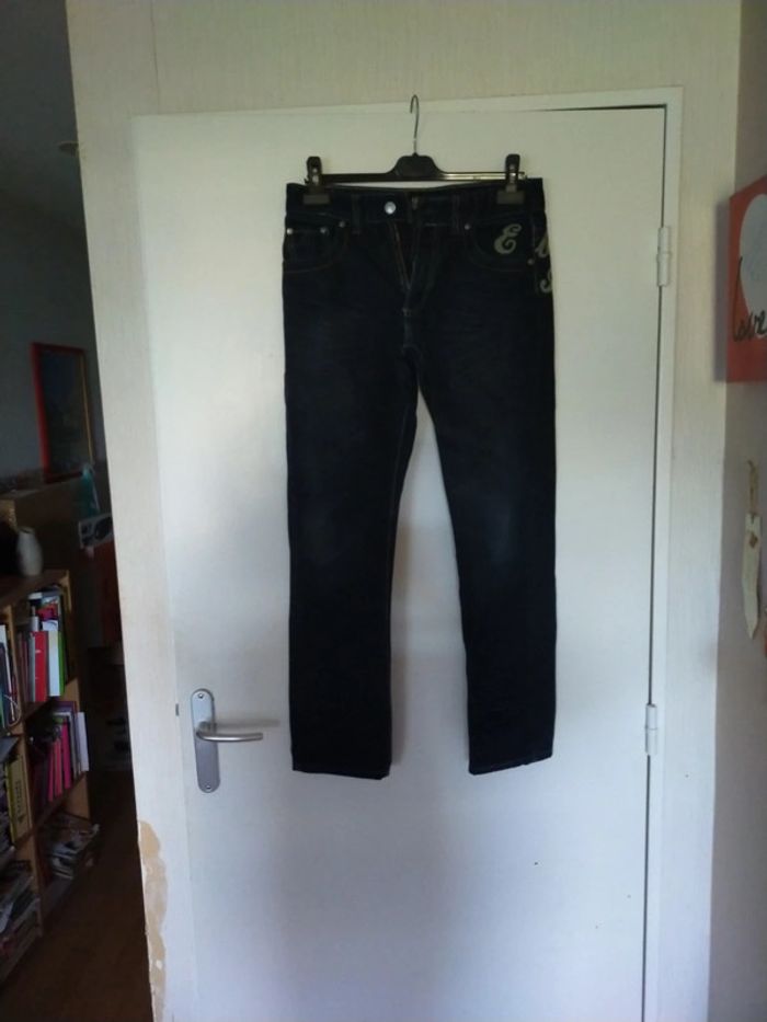 Joli jean garçon en très bon état - photo numéro 3