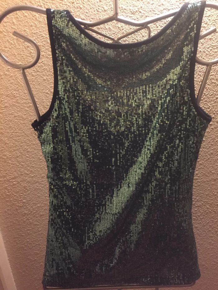 Haut débardeur vert sequins motif papillon taille 38/40 - photo numéro 3