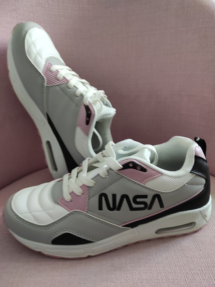 Baskets NASA - photo numéro 2