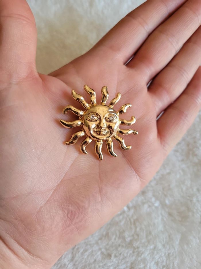 Broche soleil yeux zirconiums - photo numéro 3