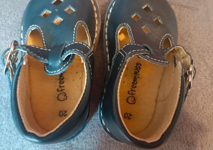 Chaussures bébé Freemouss neuves – taille 20 - photo numéro 4