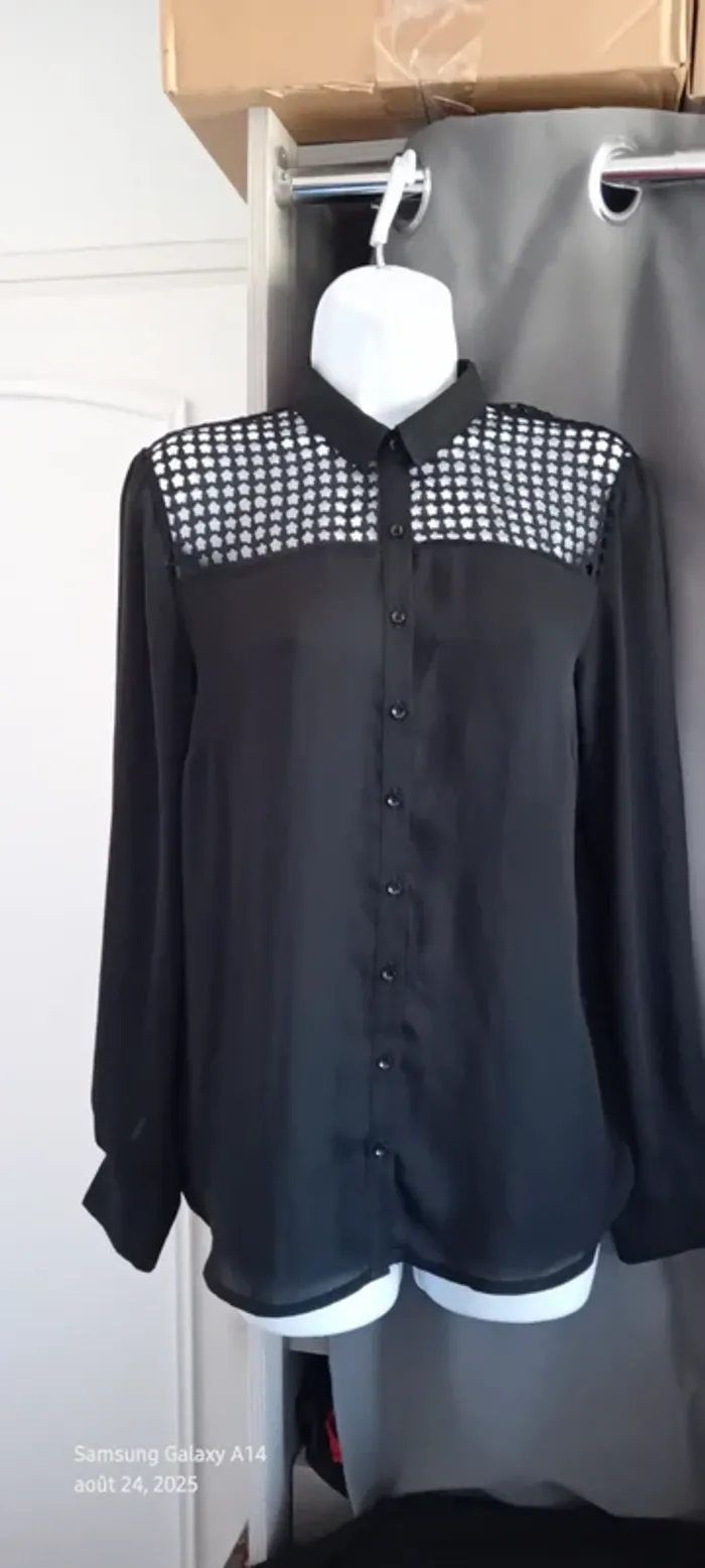 Chemisier noir en voile  haut ajouré motif floral femme 38 koton - photo numéro 8