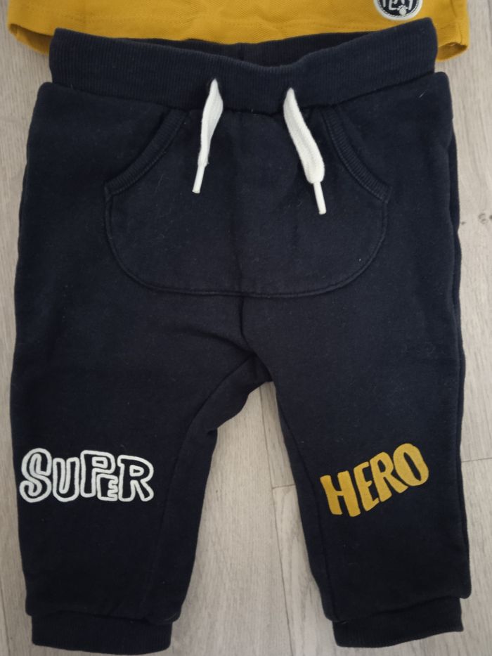 Ensemble Super Hero 9 mois - photo numéro 3