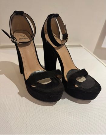 Talon noir